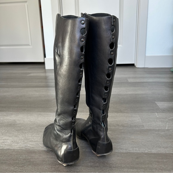 Cydwoq Vintage • Game • Black Leather Side Zip Handcrafted Boots - Sz 37/ 7 USA - Picture 3 of 9